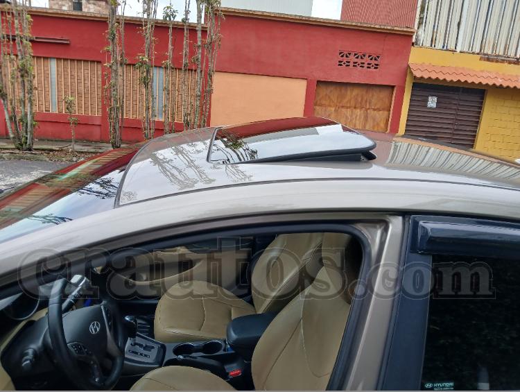 Hyundai ELANTRA LIMITED 2013