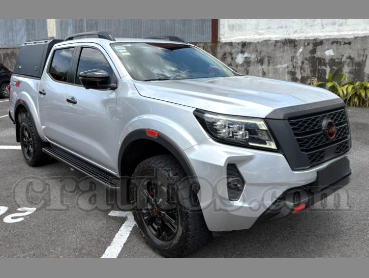 Nissan FRONTIER PRO 4X 2023