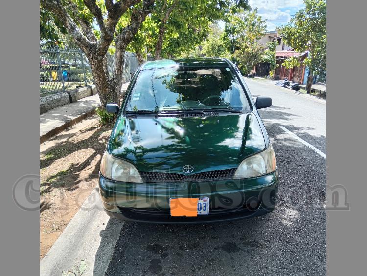 Toyota ECHO 2002