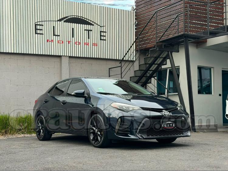 Toyota COROLLA SE 2017