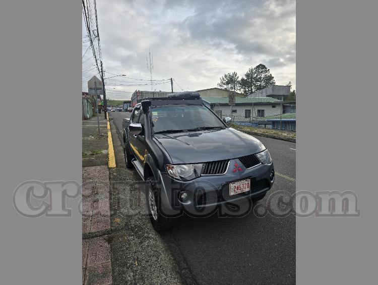 Mitsubishi L200 SPORTERO 2009