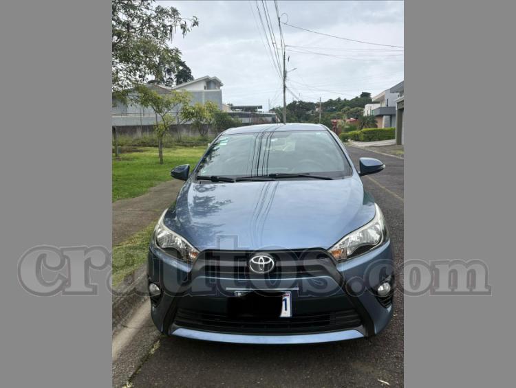 Toyota YARIS 2016