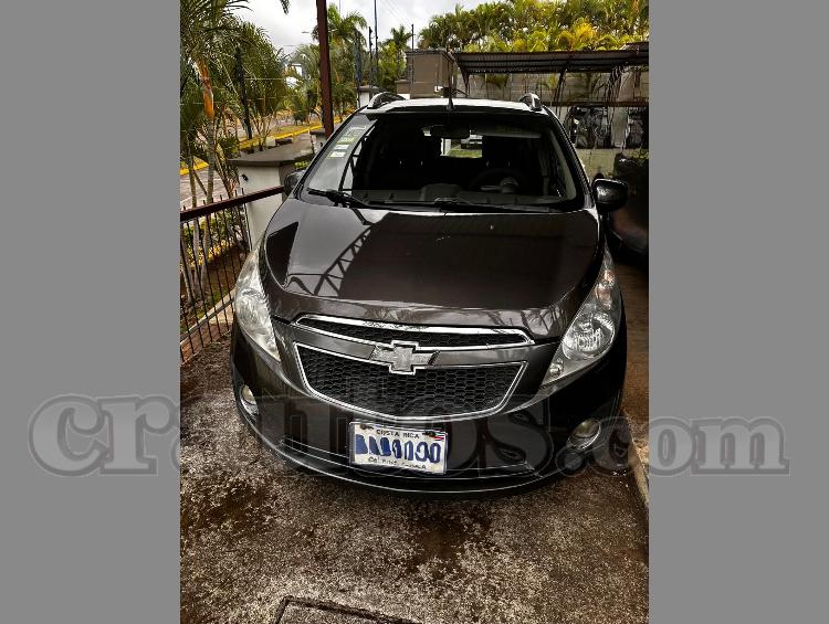 Chevrolet SPARK LT 2012