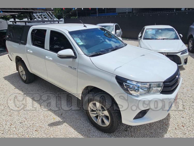 Toyota HILUX 2022
