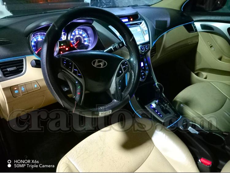 Hyundai ELANTRA LIMITED 2012