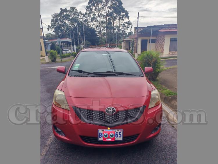 Toyota YARIS 2008