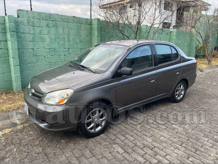 Toyota ECHO 2003