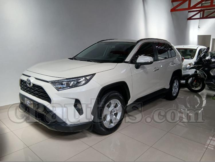 Toyota RAV4 LE 2020