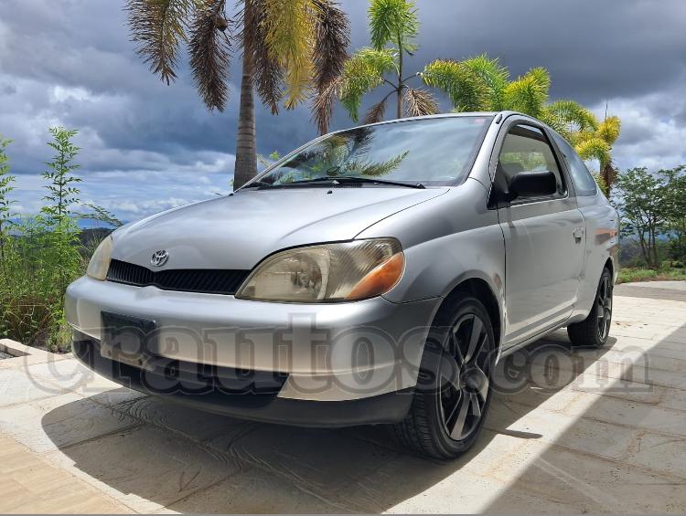 Toyota ECHO 2002