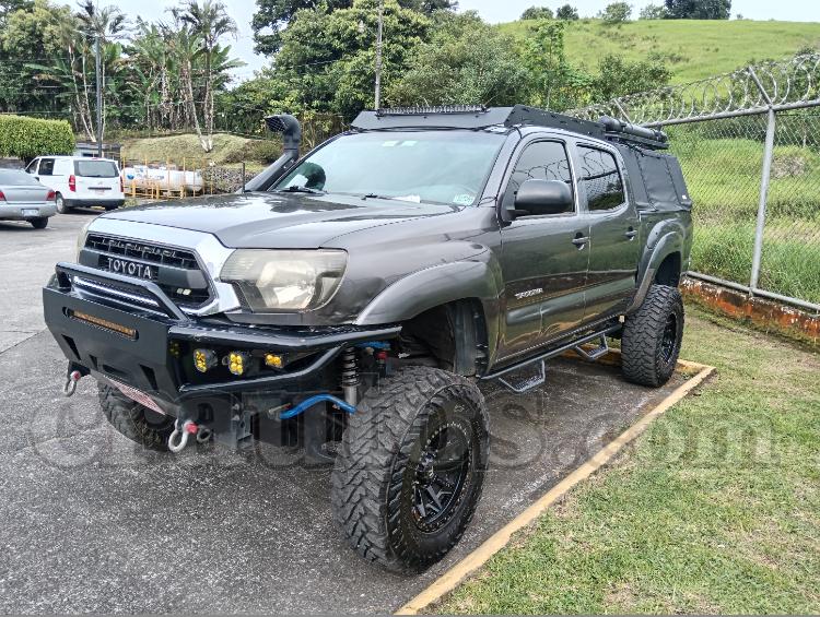 Toyota TACOMA 2012