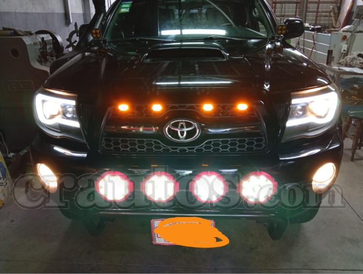 Toyota TACOMA 2011