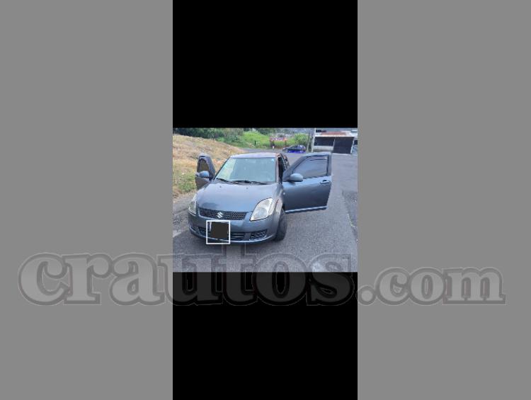 Suzuki SWIFT 2011