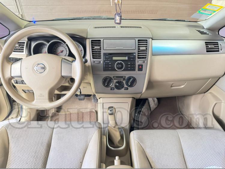 Nissan TIIDA 2007