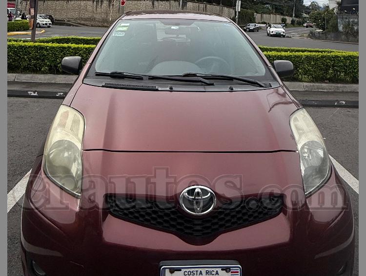 Toyota YARIS 2010