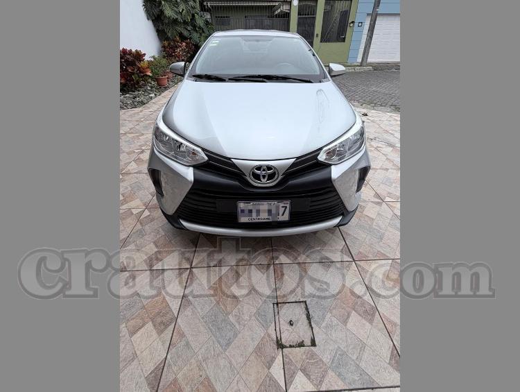 Toyota YARIS 2022