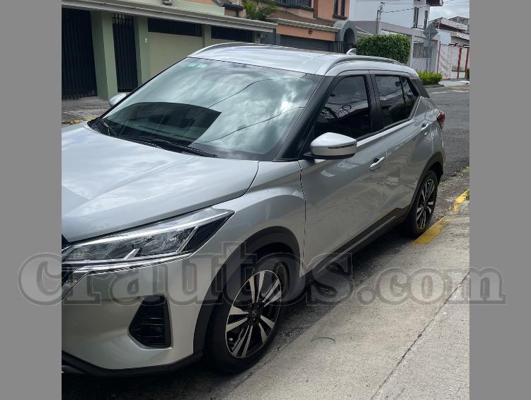 Nissan KICKS 2024