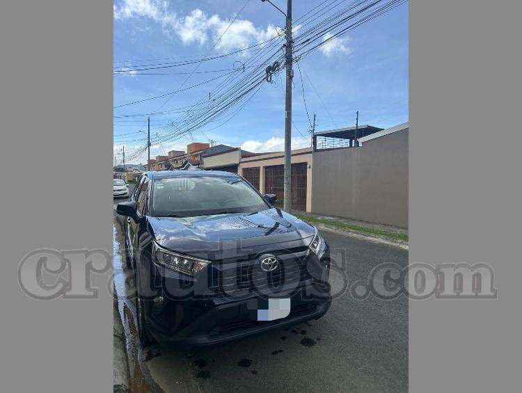 Toyota RAV4 2021