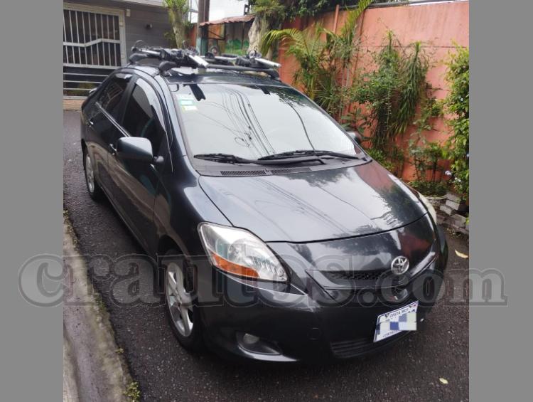 Toyota YARIS SPORT 2007