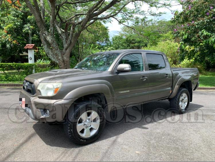 Toyota TACOMA 2013