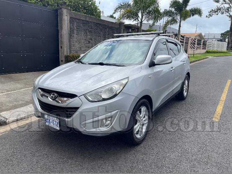 Hyundai TUCSON 2012