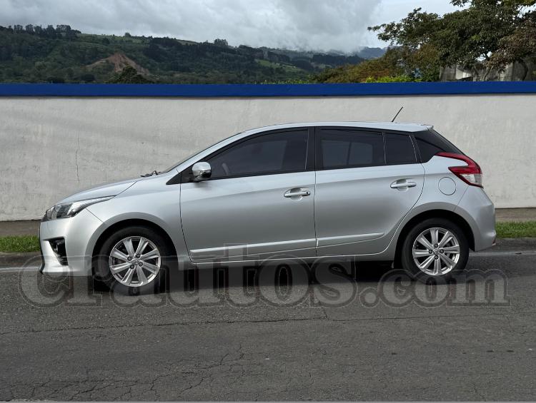 Toyota YARIS S 2016