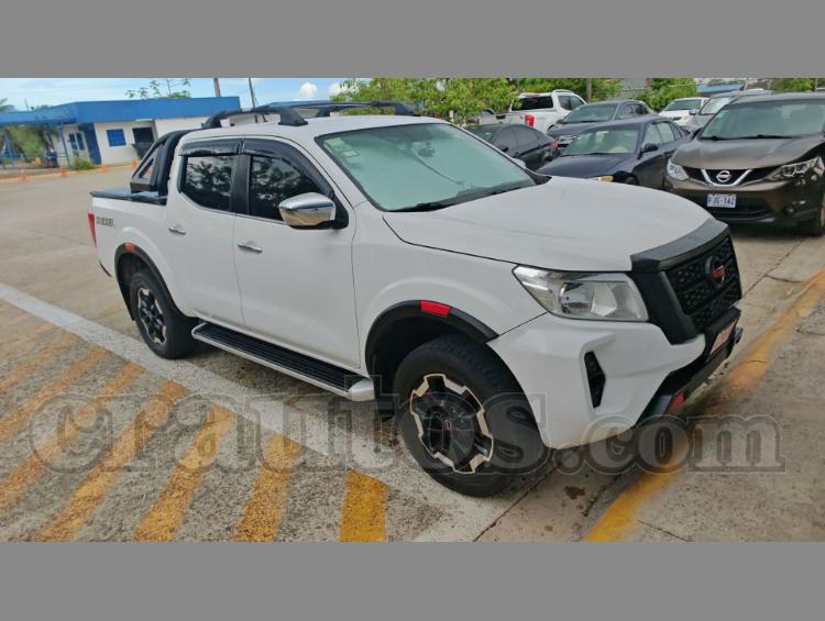 Nissan FRONTIER NP300 XE 2018