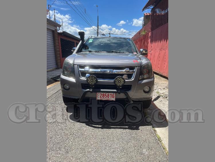Isuzu DMAX 2012
