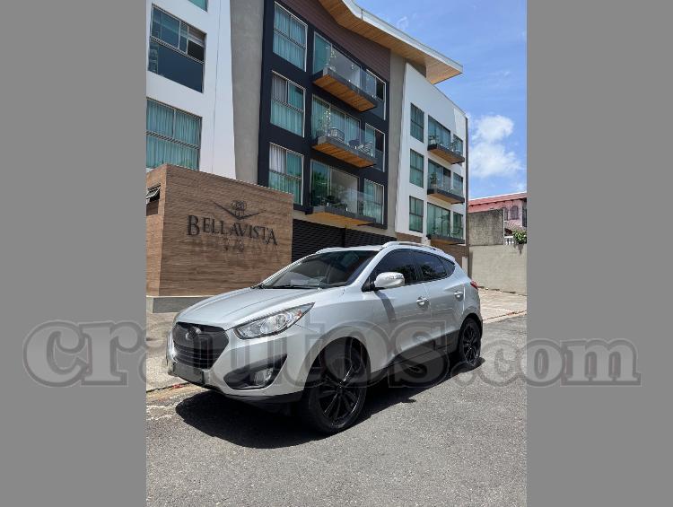 Hyundai TUCSON 2012