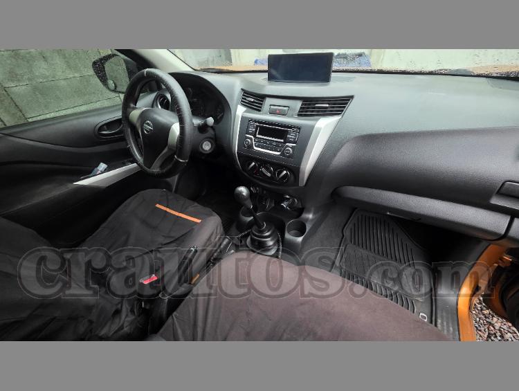 Nissan FRONTIER NP300 2017