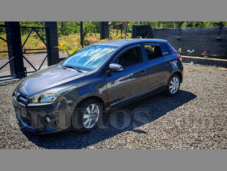 Toyota YARIS S 2016