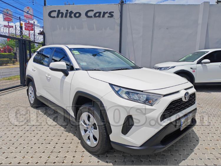 Toyota RAV4 LE 2023