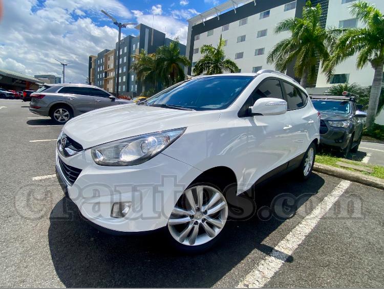 Hyundai TUCSON 2012