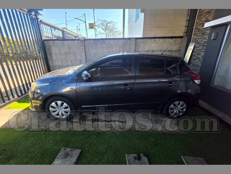 Toyota YARIS 2017