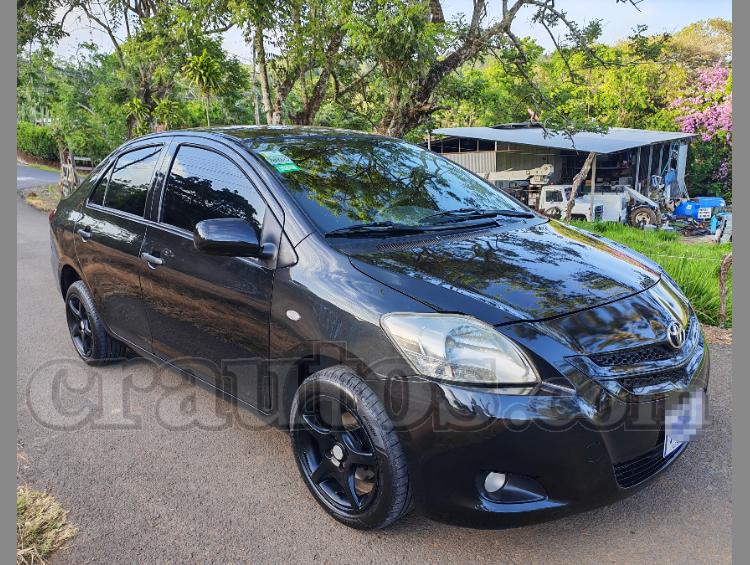 Toyota YARIS 2009