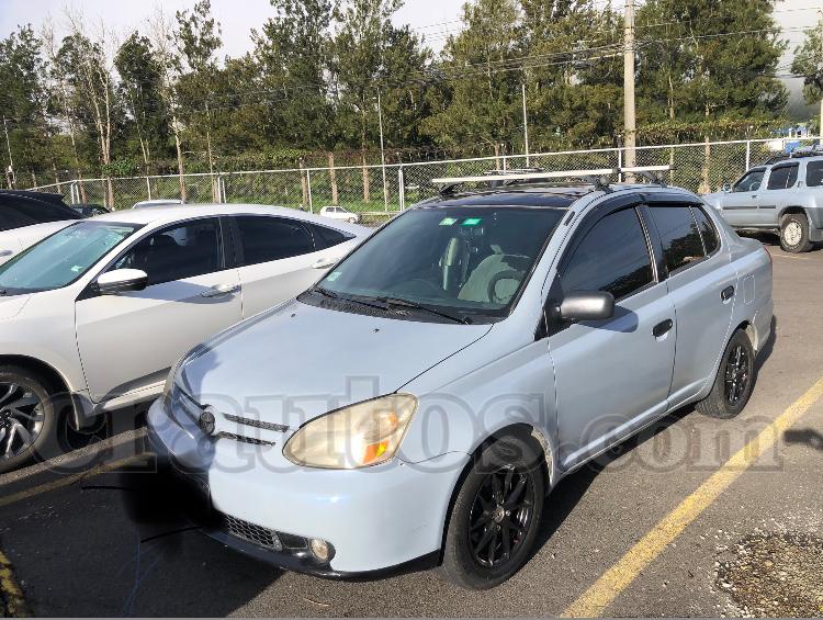 Toyota ECHO 2003