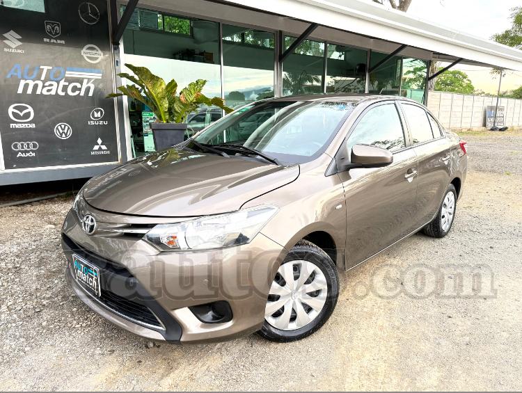Toyota YARIS E 2017