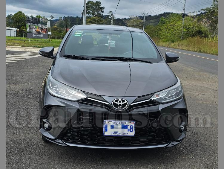 Toyota YARIS S 2021