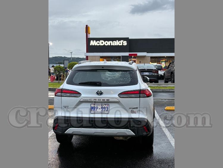 Toyota COROLLA CROSS 2021