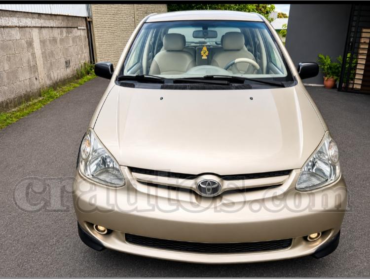 Toyota ECHO 2003
