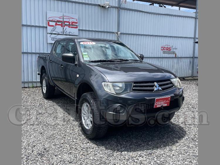 Mitsubishi L200 2011