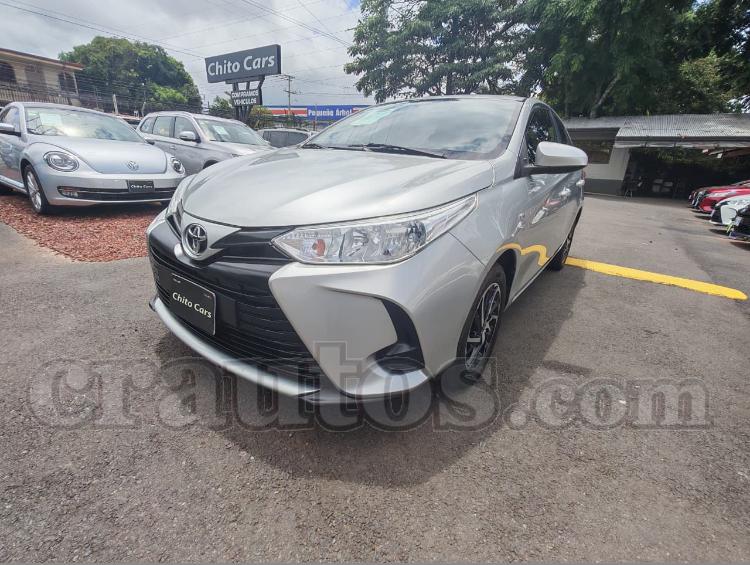 Toyota YARIS E 2023