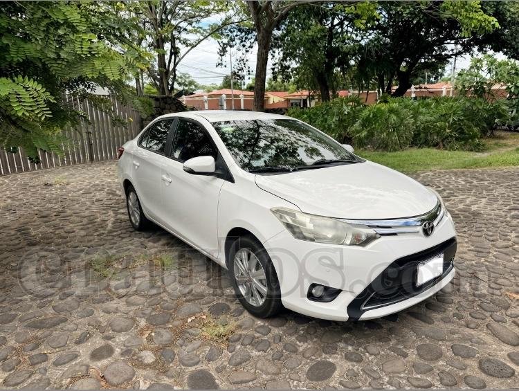 Toyota YARIS G 2017
