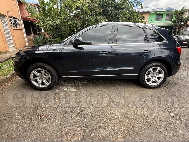 Audi Q5 QUATTRO 2013