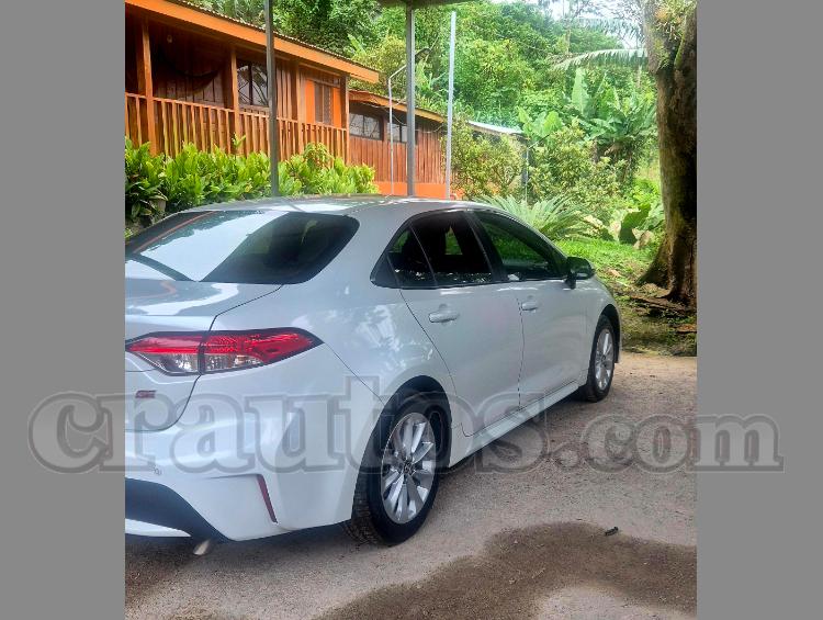 Toyota COROLLA 2022