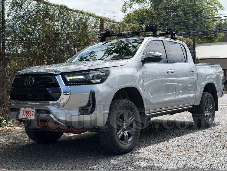 Toyota HILUX SRV 2023