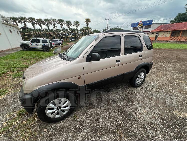 Daihatsu TERIOS 2005